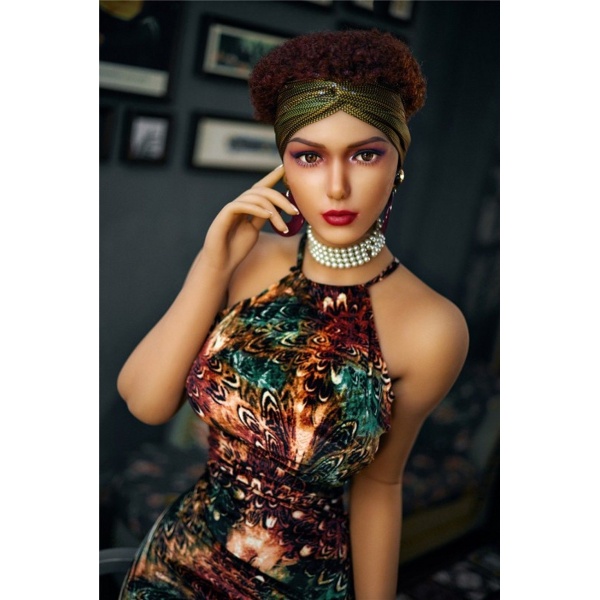 Irontech Doll Plus Scarlet - sexy love doll / realistická panna 164cm